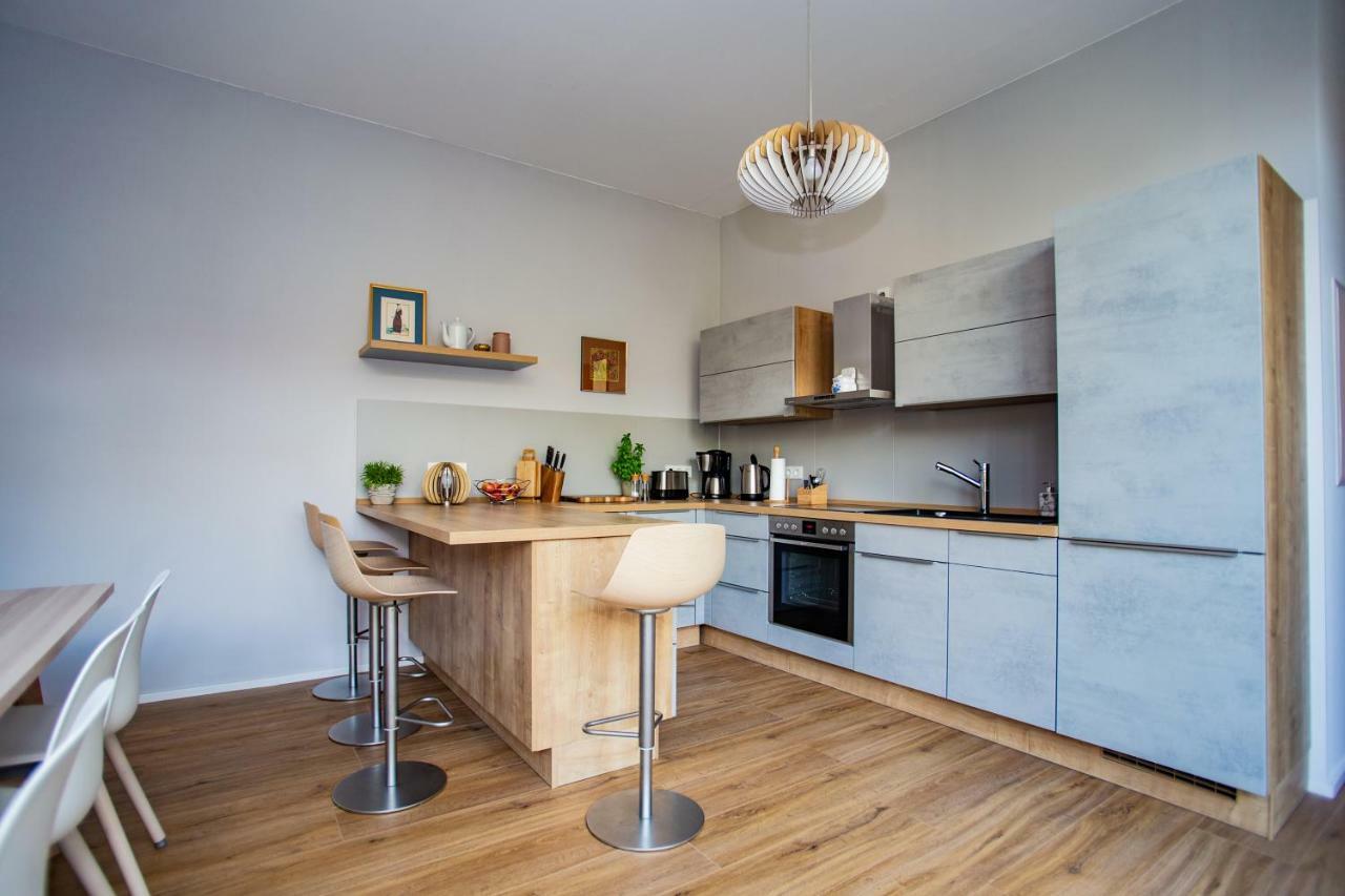 Eckhof Domizil - Grosszuegige Ferienwohnung Mit Kleinem Garten In Der Altstadt Von Гота Экстерьер фото