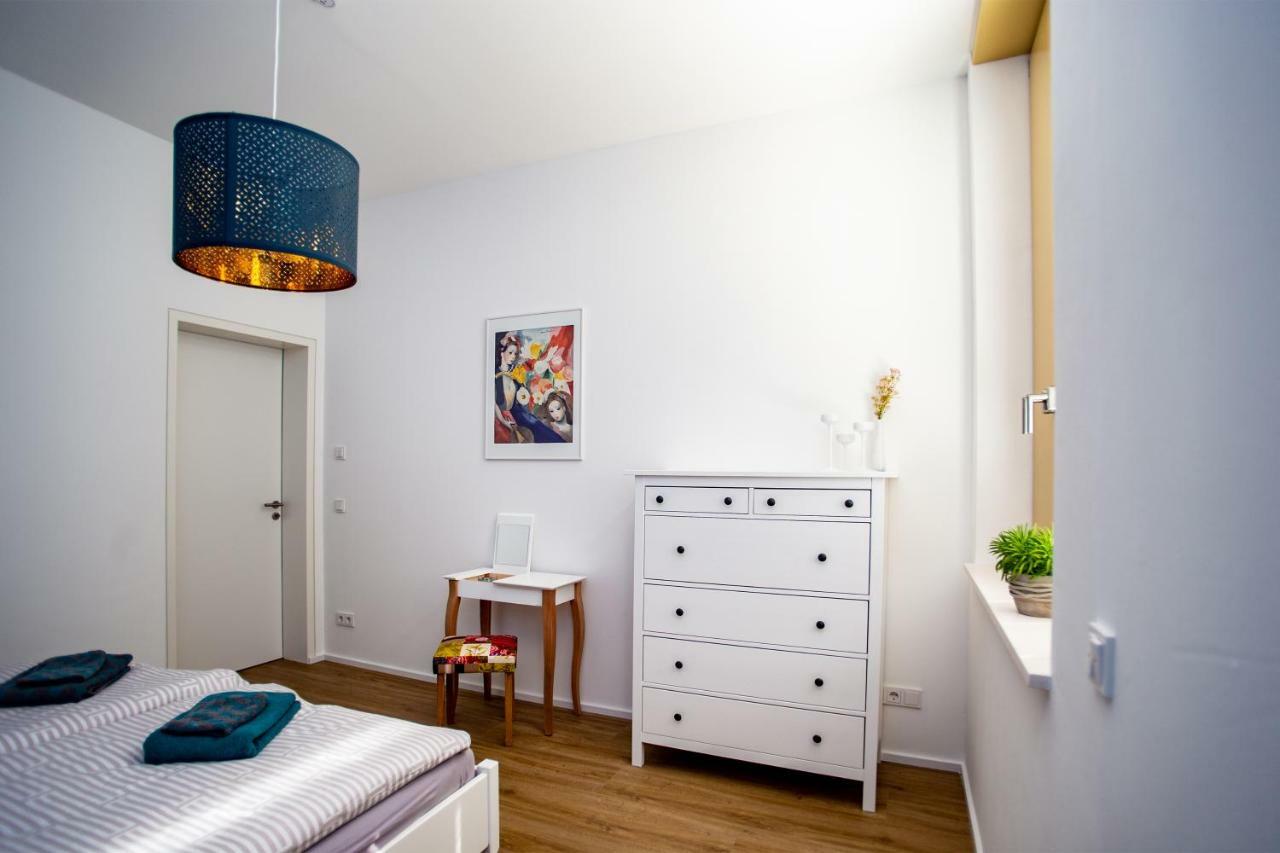 Eckhof Domizil - Grosszuegige Ferienwohnung Mit Kleinem Garten In Der Altstadt Von Гота Экстерьер фото