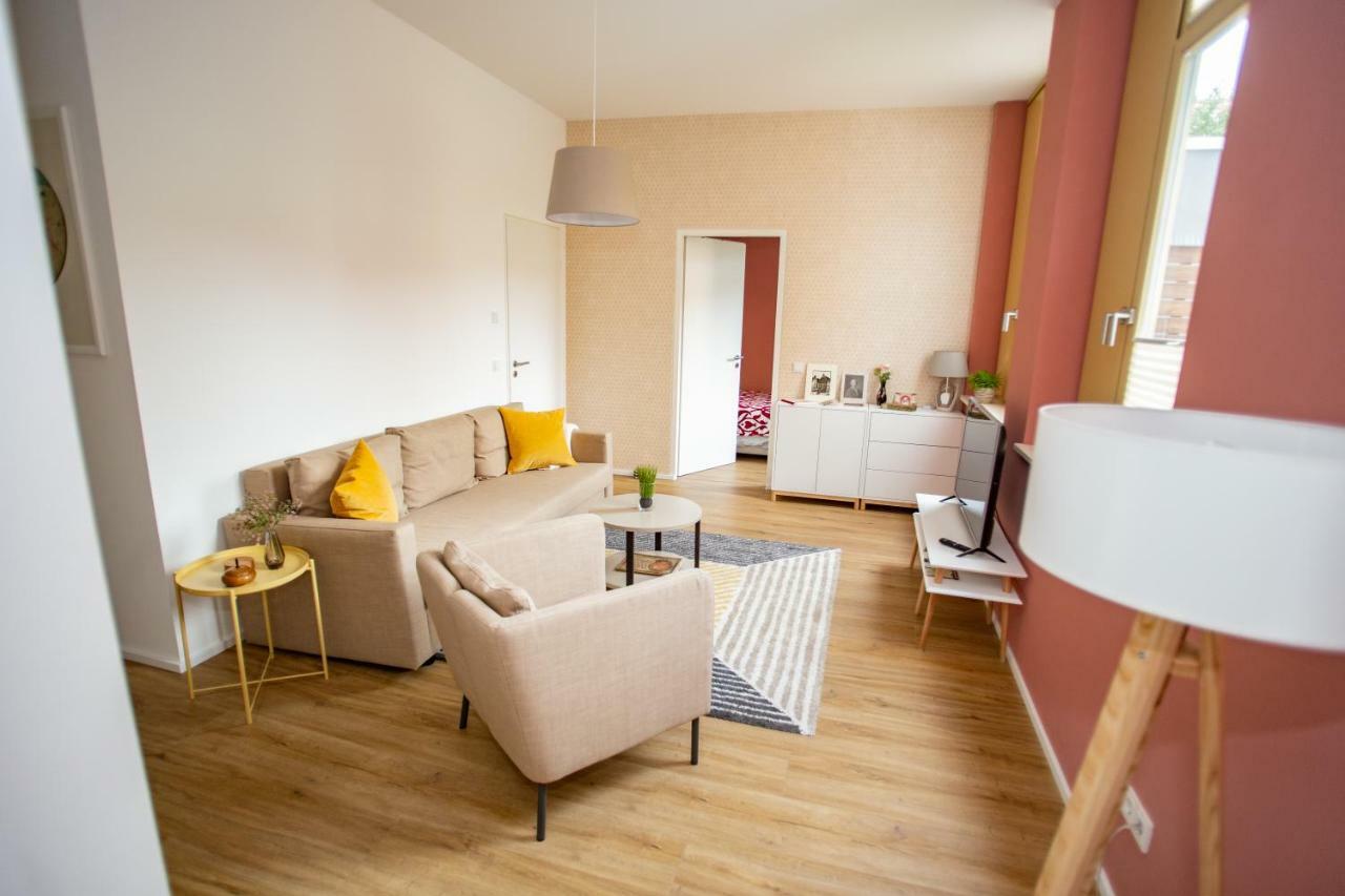 Eckhof Domizil - Grosszuegige Ferienwohnung Mit Kleinem Garten In Der Altstadt Von Гота Экстерьер фото